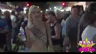 متسابقات عاهرات تمارس الجنس للفوز بجائزة مليون دولار