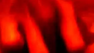 فرج وردي ناعم ومؤخرة ضخمة تتوسل للجنس العنيف