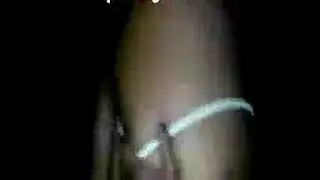 السمراء والبيضاء: لقاء جوين الإباحي مع شاب أسود قوي