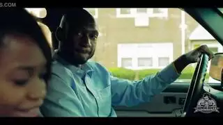 تطلب الفتاة المثيرة الجنس حتى أصبح صلبًا بالكامل ومستعدًا للقذف