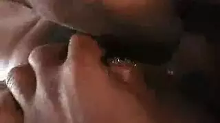 صراخ خشب الأبنوس مص