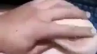 الولد ينيج امو وهيا تتحدث مع ابو